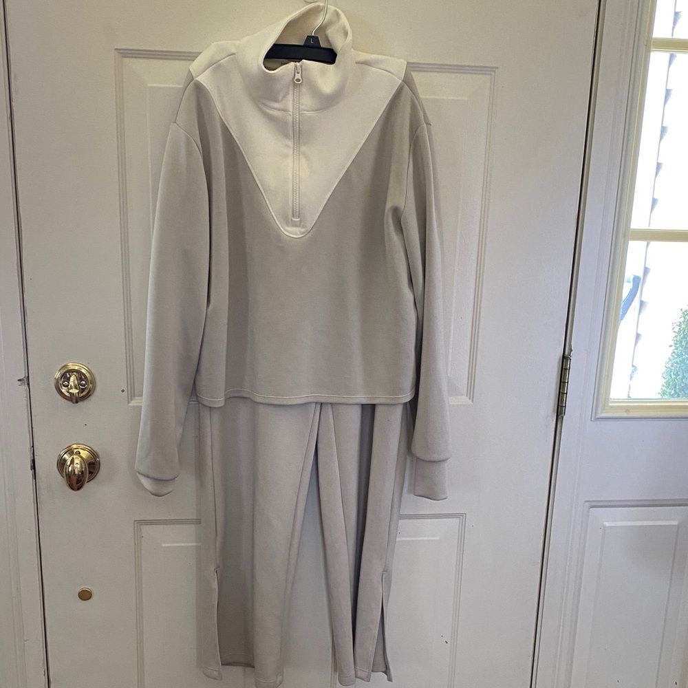Sincerely Jewels Stylish Cream Quarter-Zip Pullover Athletic Set Beige and Cream